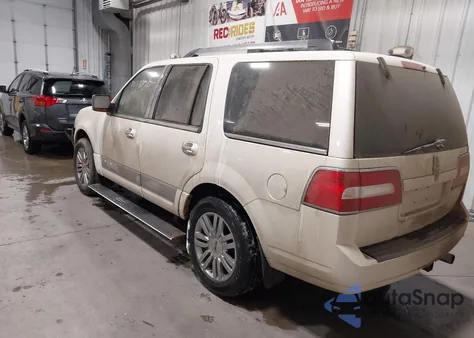 2008 Lincoln Navigator z USA, uszkodzony, nr VIN 5LMFU28568LJ07924